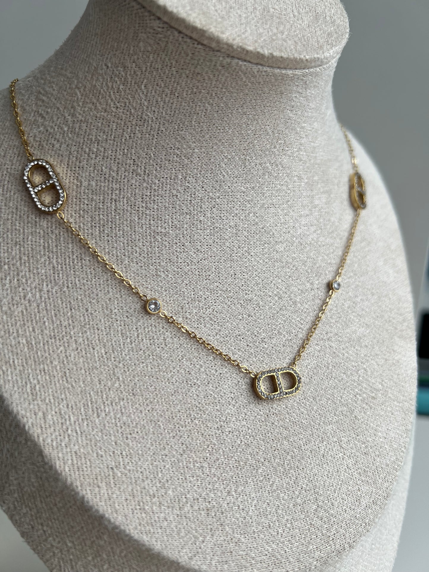 Collier Jwana
